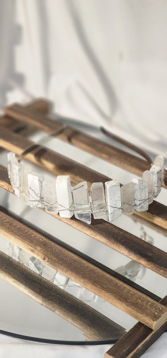 Howlite & Quarts Crystal Crown